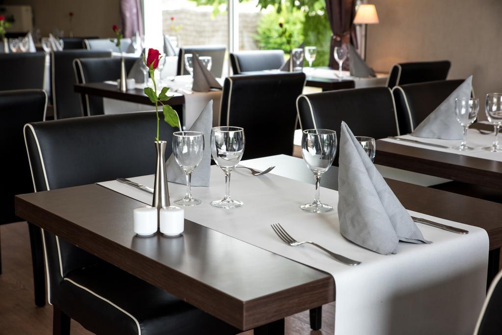 Logis Hotel Restaurant Des Chateaux Azay-le-Rideau Ngoại thất bức ảnh