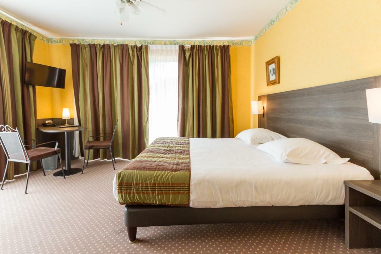 Logis Hotel Restaurant Des Chateaux Azay-le-Rideau Ngoại thất bức ảnh
